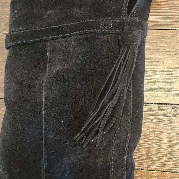 Gorgeous FRYE Clara Tassel Over Knee Women's Black Suede Boot - Picture 13 of 14